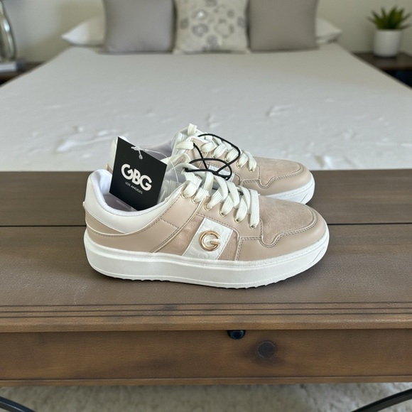 GBG Los Angeles Shoes - Picture 2 of 4